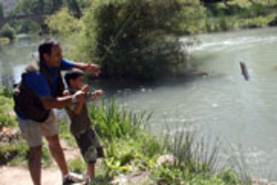 Fin de semana de pesca para los más pequeños en Durango y Sopuerta