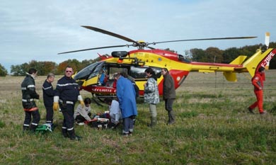 Un cazador sufre un desmayo en su puesto de pase y es trasladado en helicóptero