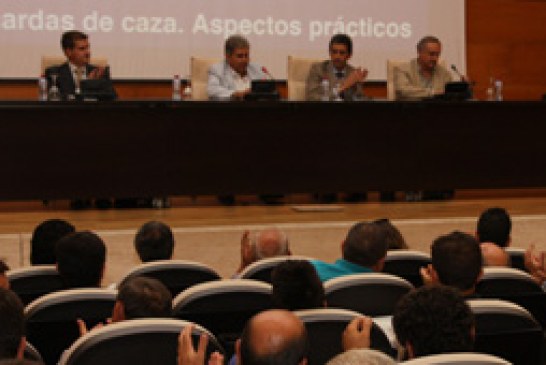 Gran éxito del Observatorio y Seminario Cinegético: Guardas y Vigilantes de Caza