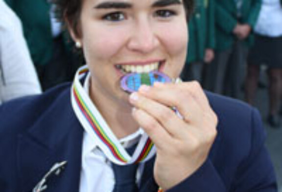 Cristina Gutiérrez ganadora del Premio Bizkaia Kirolak 2011 a la Mejor Trayectoria Deportiva