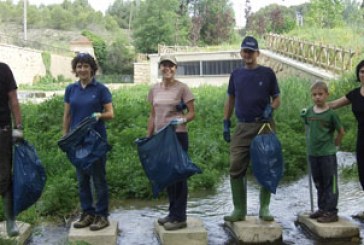 El proyecto de voluntariado en ríos 2012 trata de sensibilizar a la población navarra