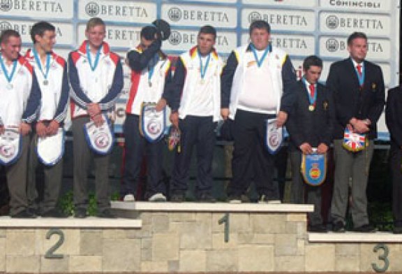 Iñaki Arteche, subcampeón de Europa junior de Foso Universal