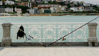 Tres playas de Donostia acogerán una prueba de surf casting por parejas