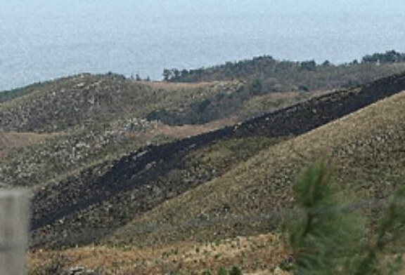 Arden 50 hectáreas del monte Jaizkibel