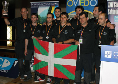 La Selección de Euskadi, campeona estatal de pesca de salmónidos mosca