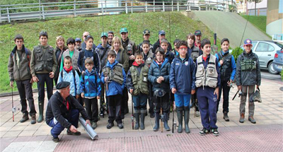 Los pescadores más jóvenes se dieron cita en el Campeonato de Bizkaia de Salmónidos