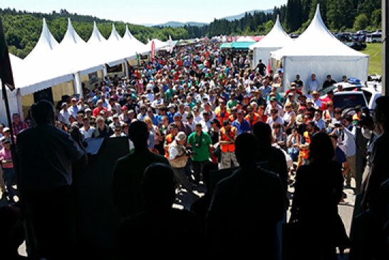 Baño de multitudes en el XXIII Día del Cazador y Pescador