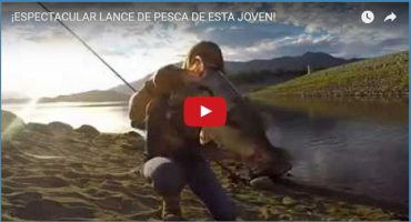 ¡ESPECTACULAR LANCE DE PESCA DE ESTA JOVEN!