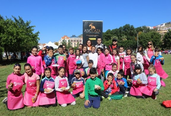 ASICCAZA acerca el sabor y las bondades de la carne de caza a más de 400 niños de Extremadura