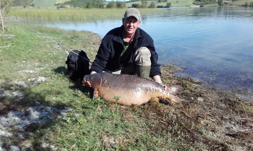 Asociaciones de caza y pesca defienden la captura de especies invasoras por su valor cinegético o piscícola