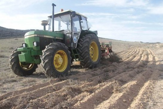 Cazadores que hacen de agricultores: un millón de metros para alimentar a la fauna