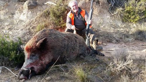 Pese a la que está nos cayendo. Aguantamos los cazadores