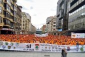 6.000 cazadores tiñen de naranja Pamplona (+galería de fotos y vídeo)