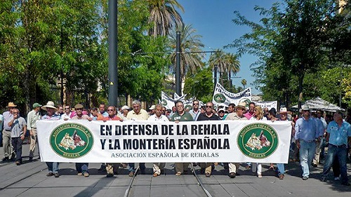 REHALEROS UNIDOS. La AER se suma al paro convocado por ARRECAL