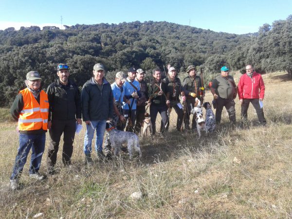 Buen papel de los cazadores vascos en el Cpto de España de Caza al Vuelo con arco