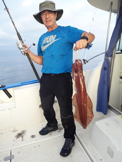 PESCA DEL CALAMAR CON CAÑA DESDE COSTA 