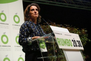 La ministra de Transición Ecológica aboga por la prohibición de los toros y la caza: «Me gustan los animales vivos»