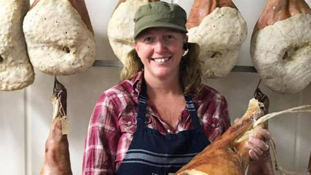 Tammi Jonas: La historia de la vegana que abrió una carnicería después de probar una hamburguesa