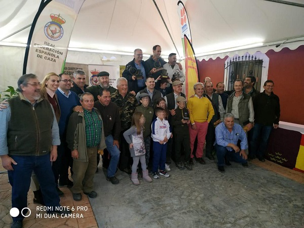 Antonio Pons, de Baleares, y su pájaro ‘Cap Blanc’ ganan el XXIII Campeonato de España de Perdiz con Reclamo