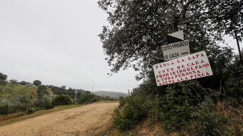 Un padre hiere gravemente a su hijo en una cacería en Huelva