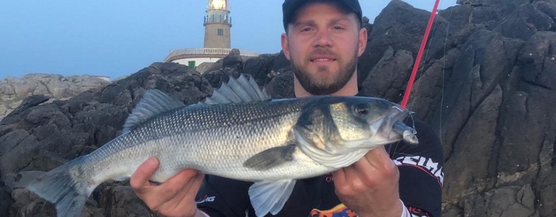 Pesca en mar en verano: disfruta de la pesca en tus vacaciones