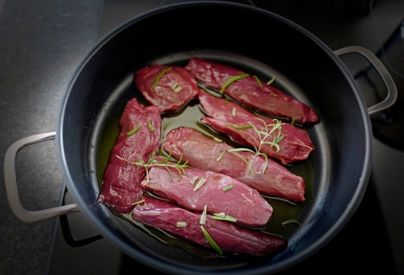 El Covid-19 pone en situación crítica la comercialización de la carne de caza silvestre