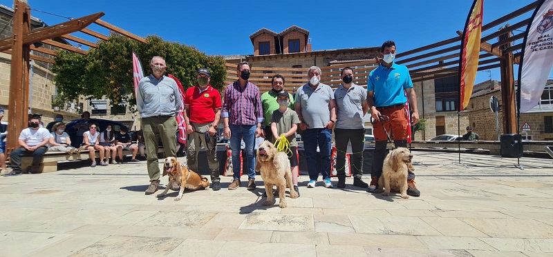 El cántabro Adolfo Posada y ‘Gaby’ se imponen en el XXVIII Campeonato de España de Perros de Rastro modalidad Jabalí