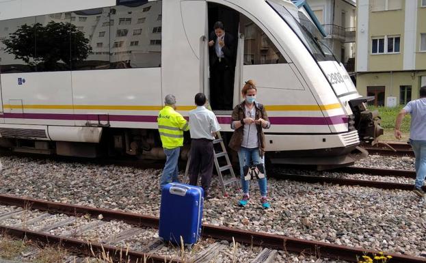 Un jabalí atropellado por un tren ocasiona graves trastornos de desplazamiento en Lugo