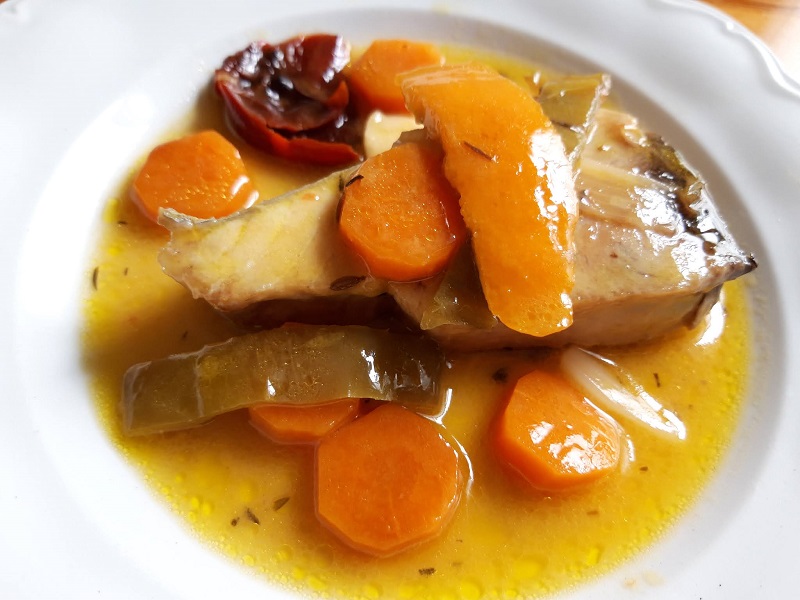 Bonito al escabeche de cítricos