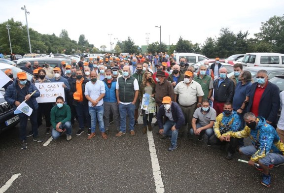 Manifestación de cazadores en Asturias: «La situación en el ámbito de la caza es insostenible»