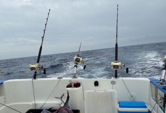 La pesca recreativa en una embarcación es mucho más segura que desde la costa