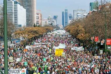 Manifestación Madrid de cazadores y mundo rural. En primavera el campo tomará la ciudad