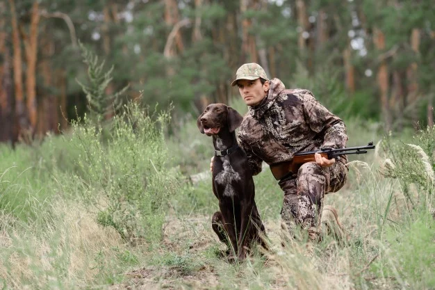 Preocupación entre los cazadores ante la futura Ley de Protección de animales de compañía